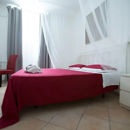 Strozzi 21 Vaticano Apartment